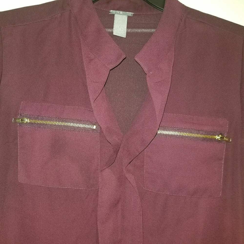 Charlotte Russe long sleeved top. Light material.